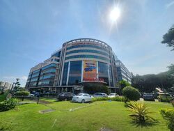 automobile-megamart photo thumbnail #12